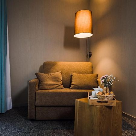 Alysson Hotel Олорон-Сен-Мари Екстериор снимка
