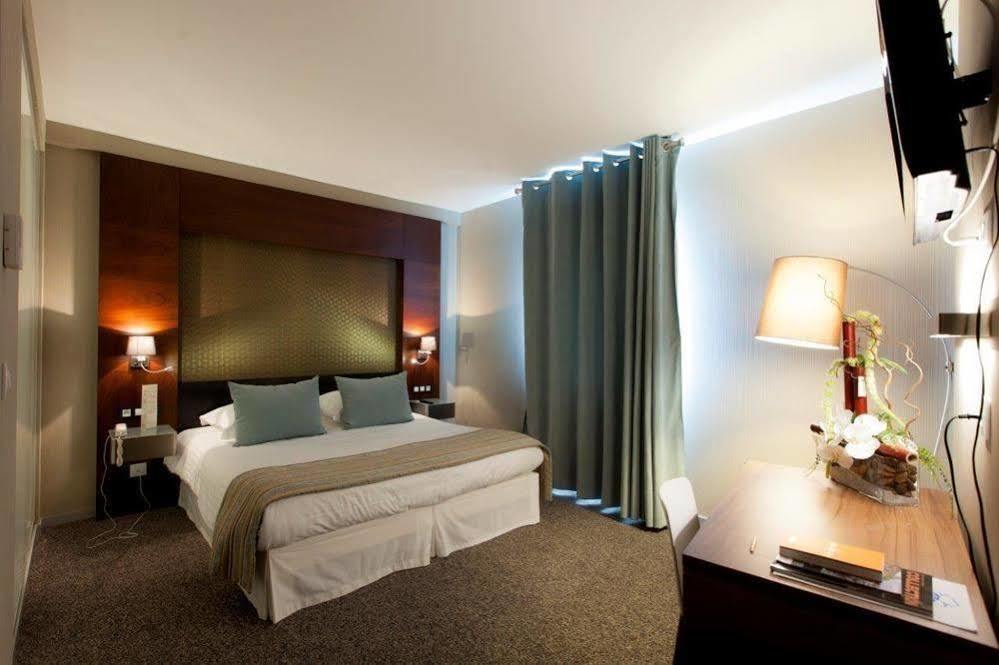 Alysson Hotel Олорон-Сен-Мари Екстериор снимка
